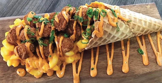 Buffalo chicken mac and cheese in a waffle cone !!!